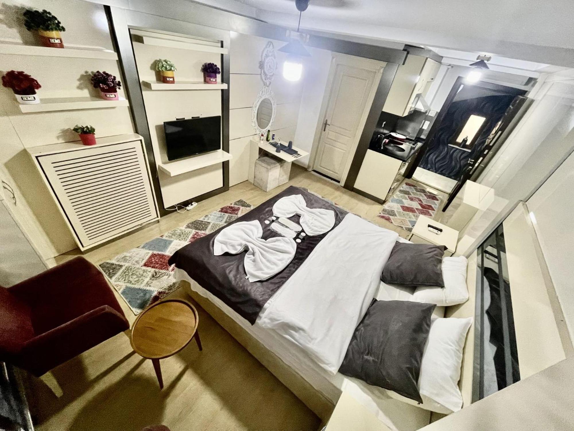Taksim Pera Center Residence Hotel Provincia di Provincia di Istanbul Esterno foto